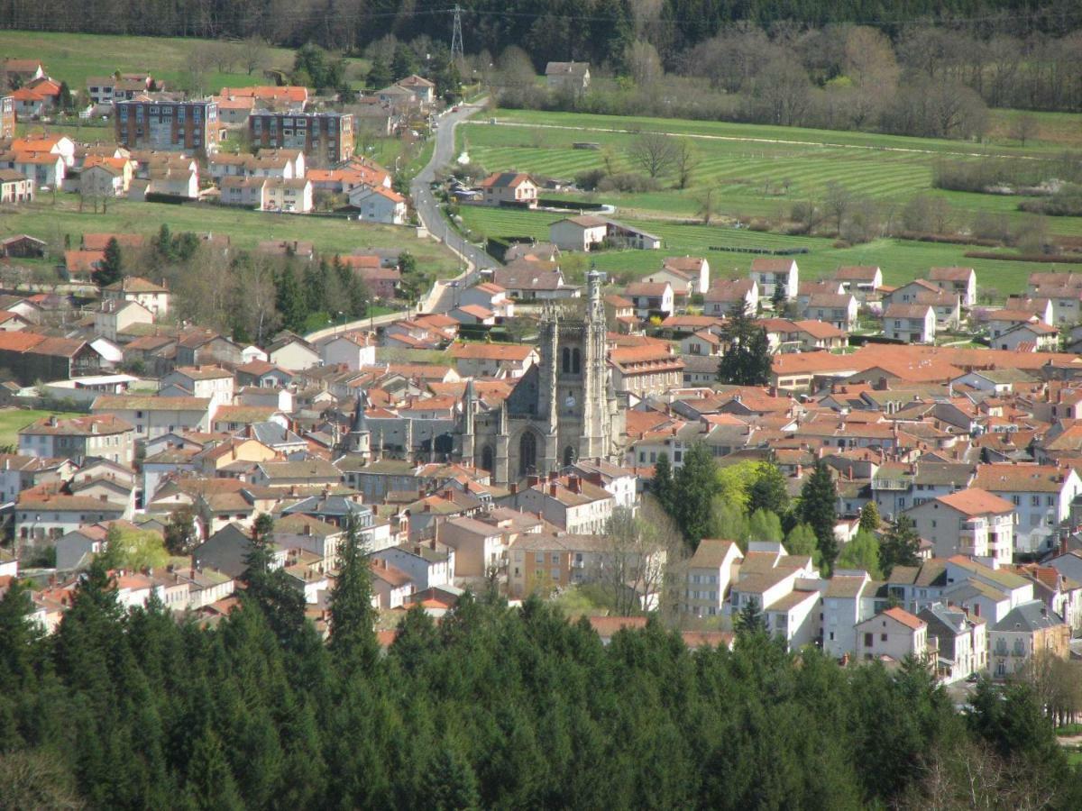 Camping La Vallee Verte Ambert Luaran gambar